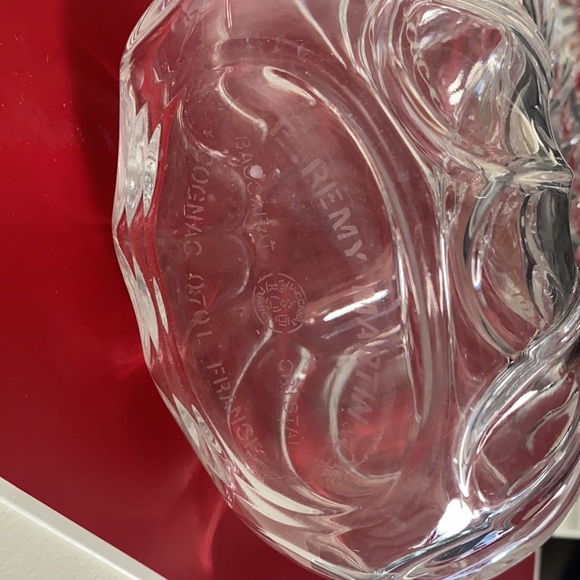 Baccarat Crystal made in France signee empty bottle 750 ML size . Price FIRM - Picture 3 of 10